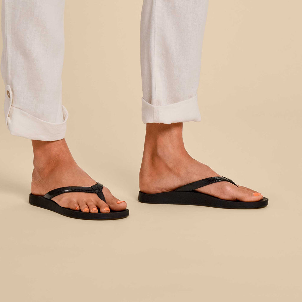 OLUKAI SANDAL PUAWE