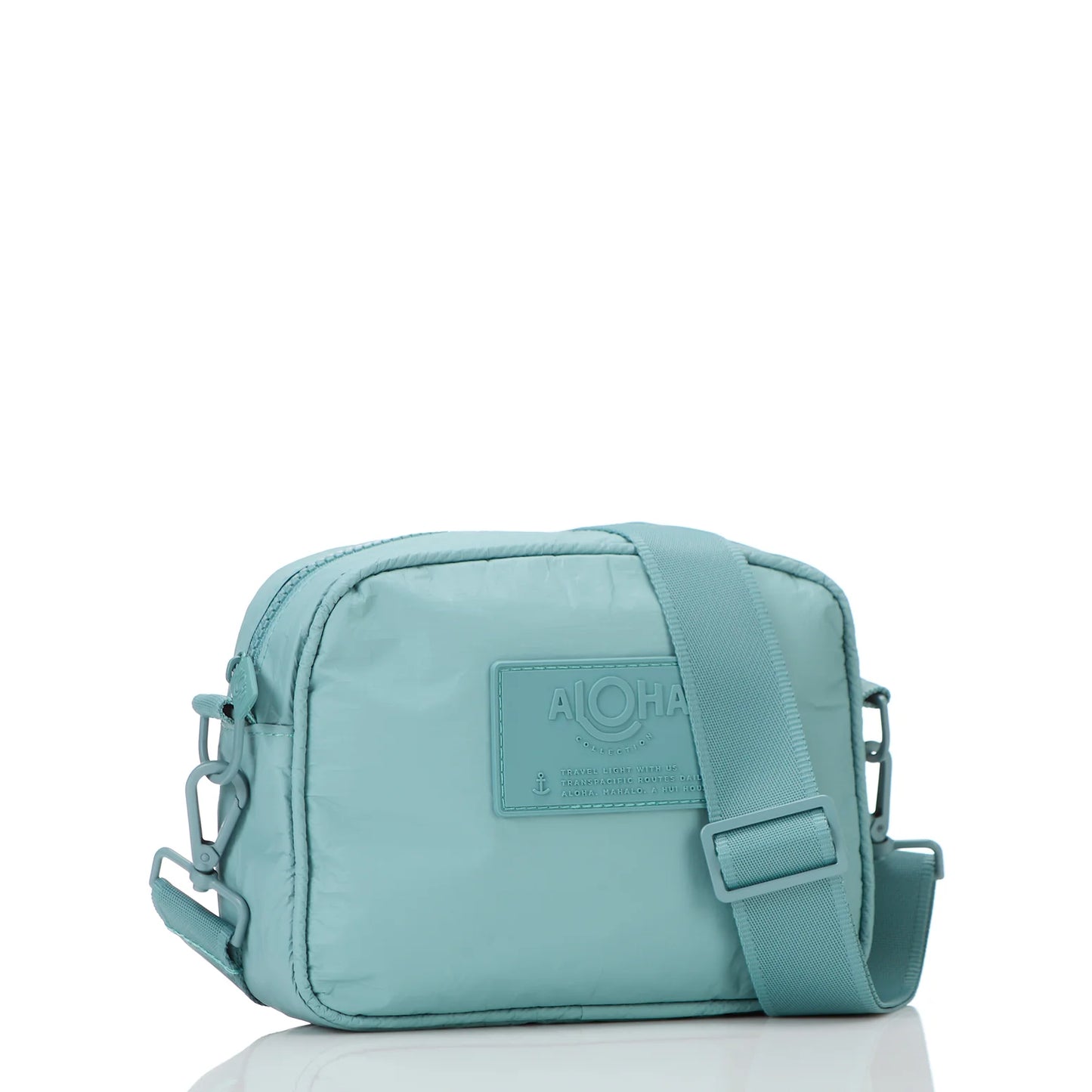 ALOHA MONOCHROME LE TOUR