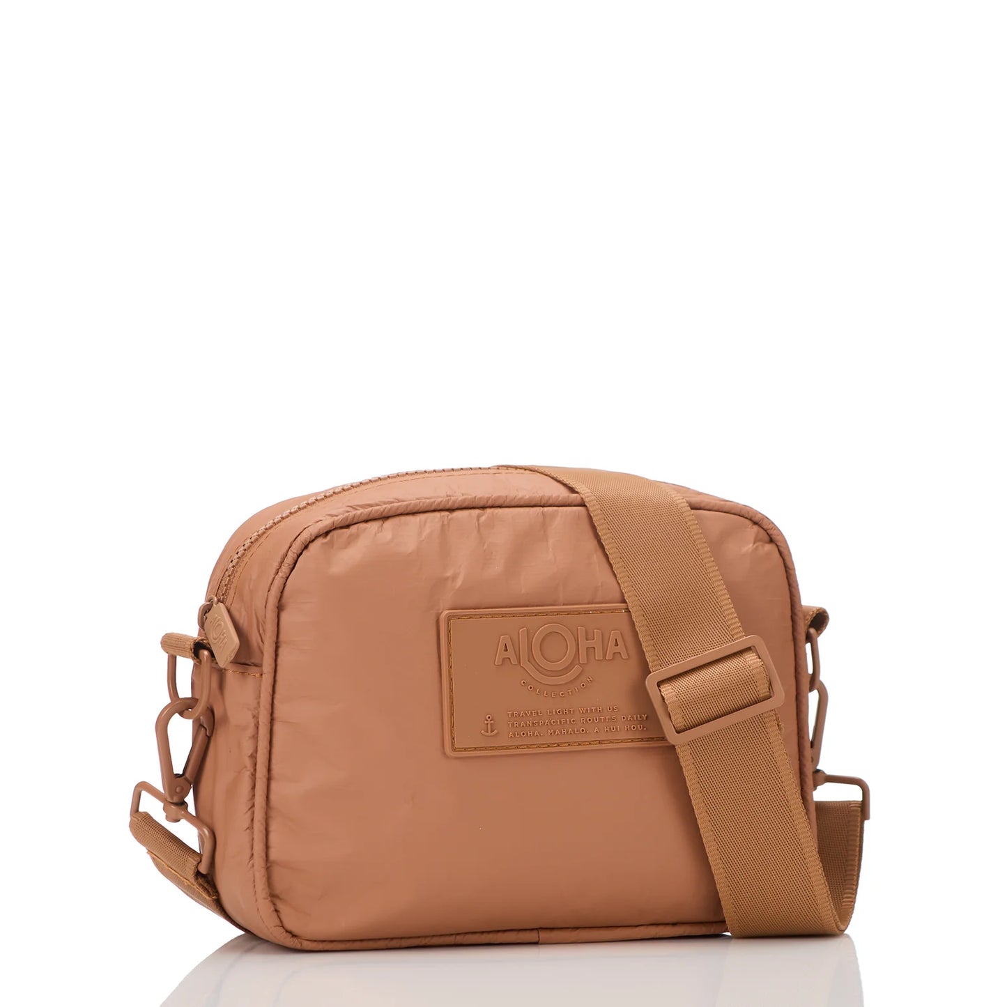 ALOHA MONOCHROME LE TOUR