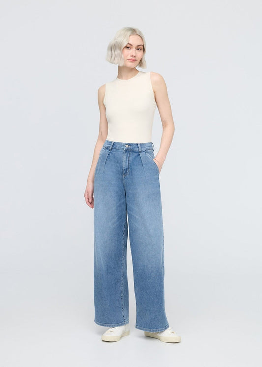 DU/ER PANT PERFORMANCE DENIM LITE PLEATED