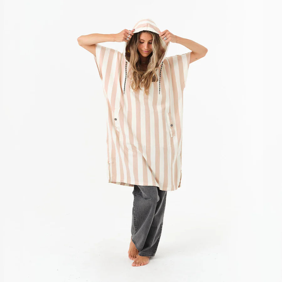 SLOWTIDE TURKISH PONCHO CABANA