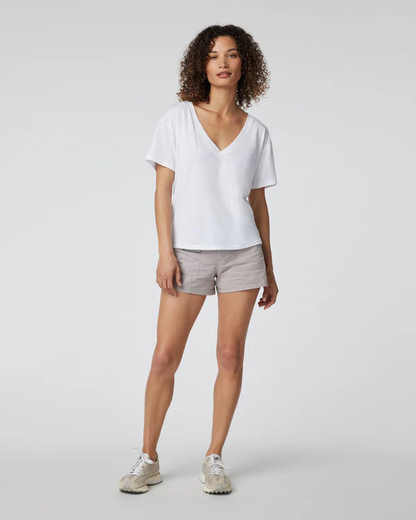 VUORI TEE SUTTON V-NECK