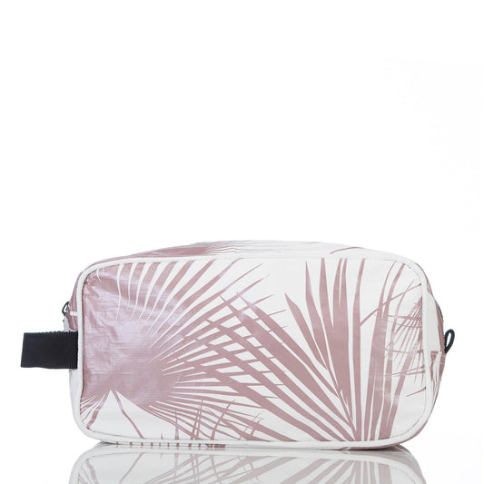 ALOHA DAY PALMS DOPP KIT